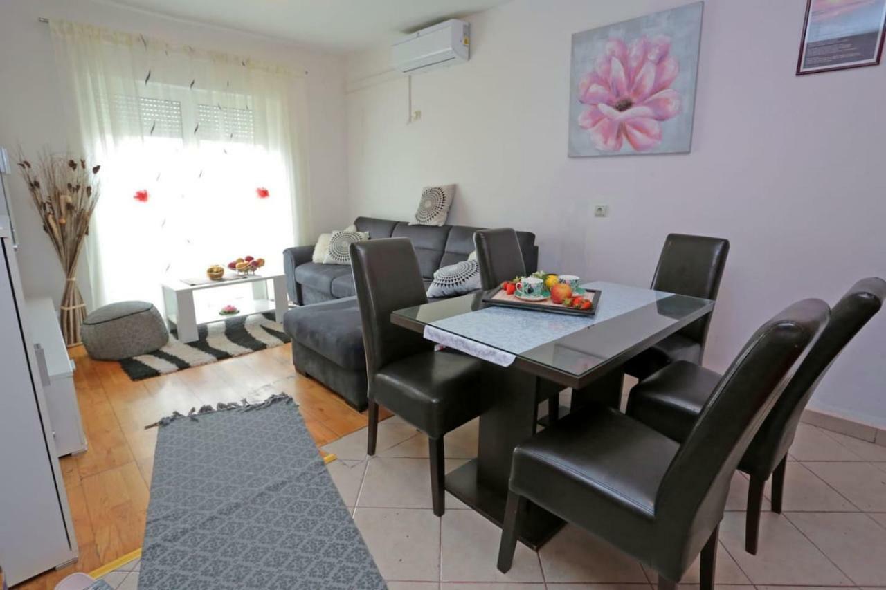 Apartment Tropic Stobrec Split Bagian luar foto