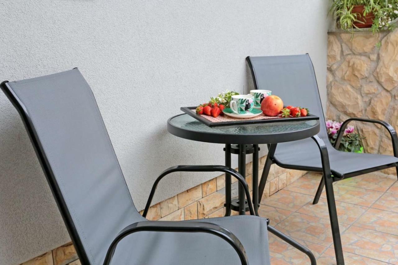 Apartment Tropic Stobrec Split Bagian luar foto